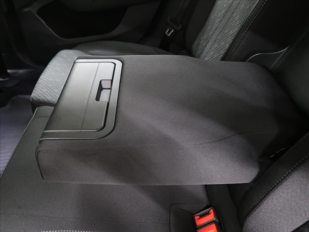 Škoda Octavia Sedan / Limuzína 1,5 l 110 kw