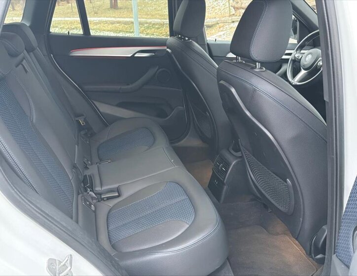 BMW X1 Kombi 2,0 l 140 kw