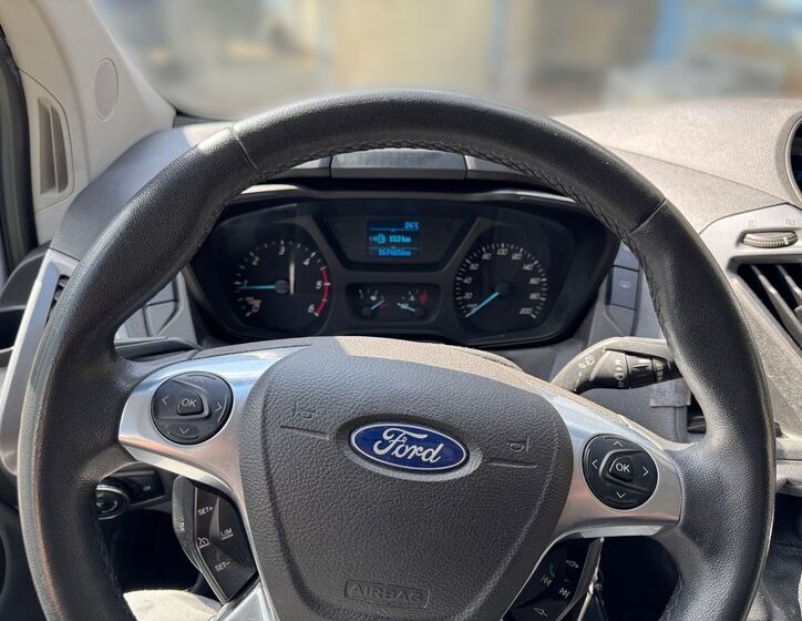 Ford Transit Custom 8