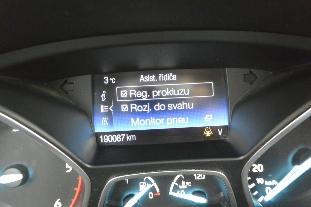 Ford Kuga SUV 2,0 l 110 kw