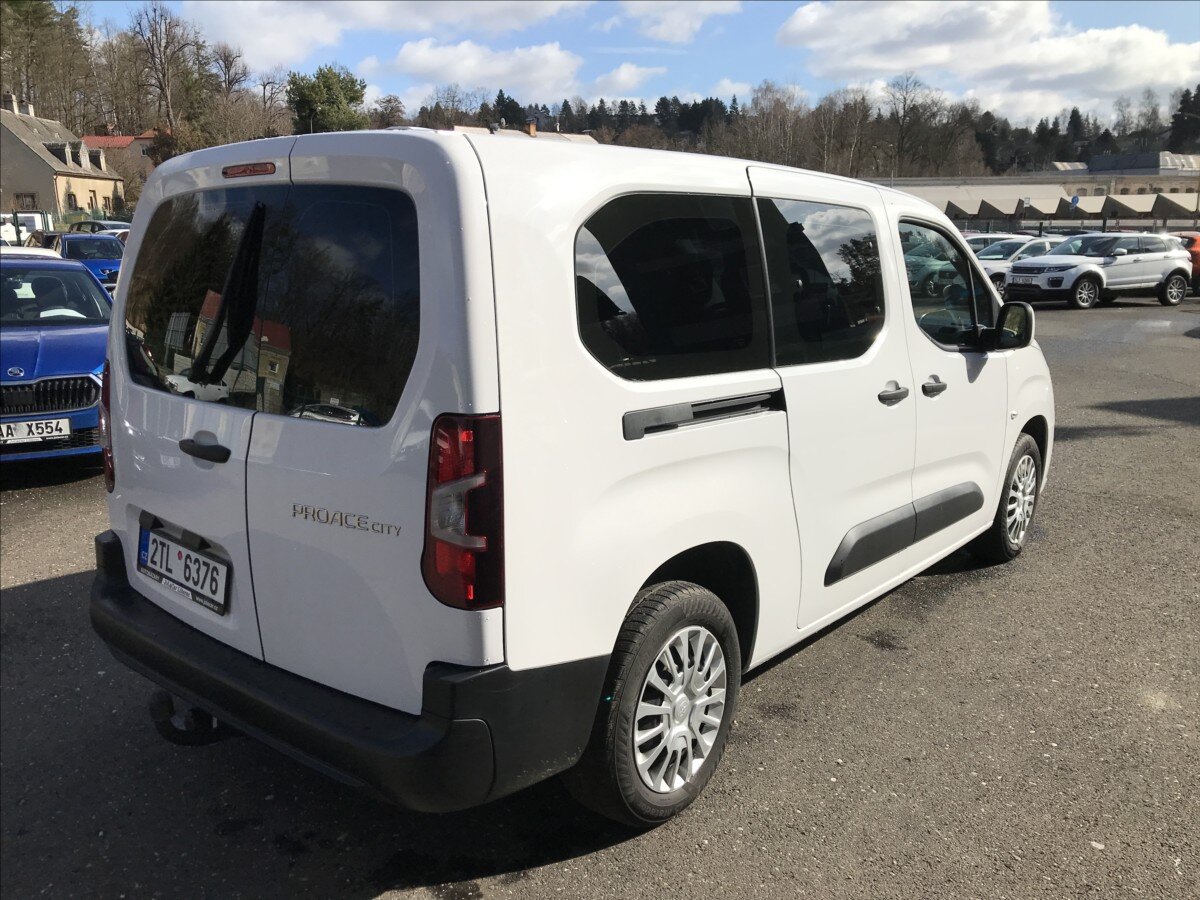 Toyota ProAce City Verso Kombi 1,5 l 75 kw