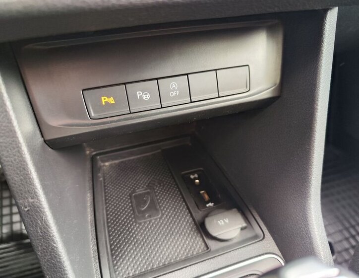 Volkswagen Caddy Skříň 2,0 l 110 kw