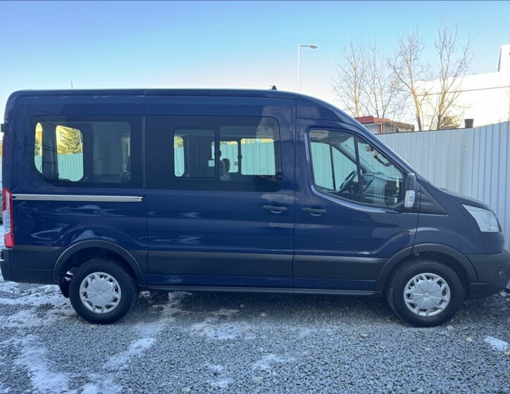 Ford Transit Kombi 2,0 l 96 kw