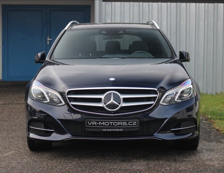 Mercedes-Benz Třídy E 2