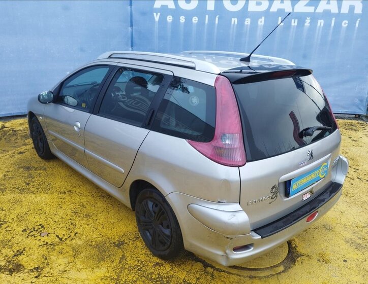 Peugeot 206 6