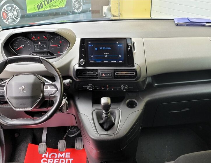 Peugeot Rifter MPV 1,5 l 96 kw