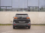 Peugeot 5008 SUV 1,2 l 96 kw
