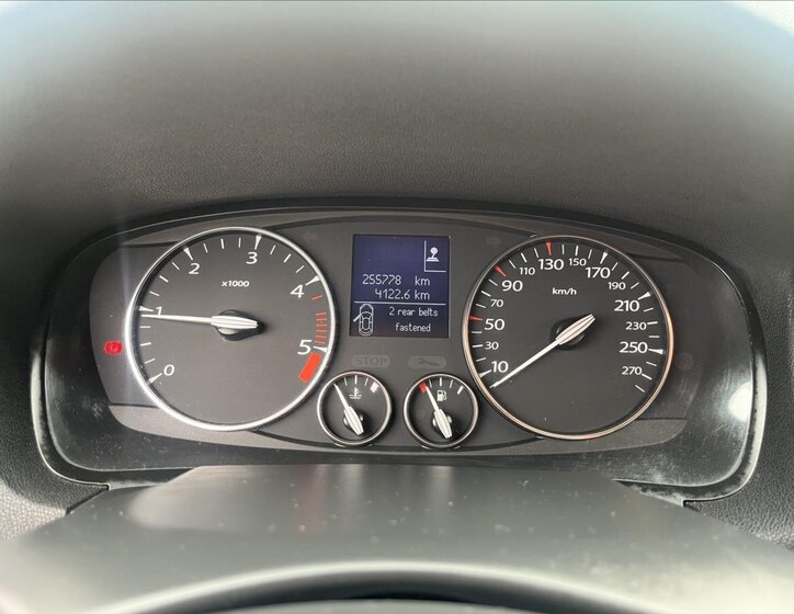 Renault Laguna Liftback 1,5 l 81 kw