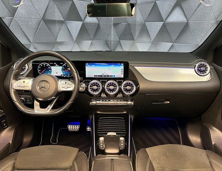 Mercedes-Benz Třídy B 8