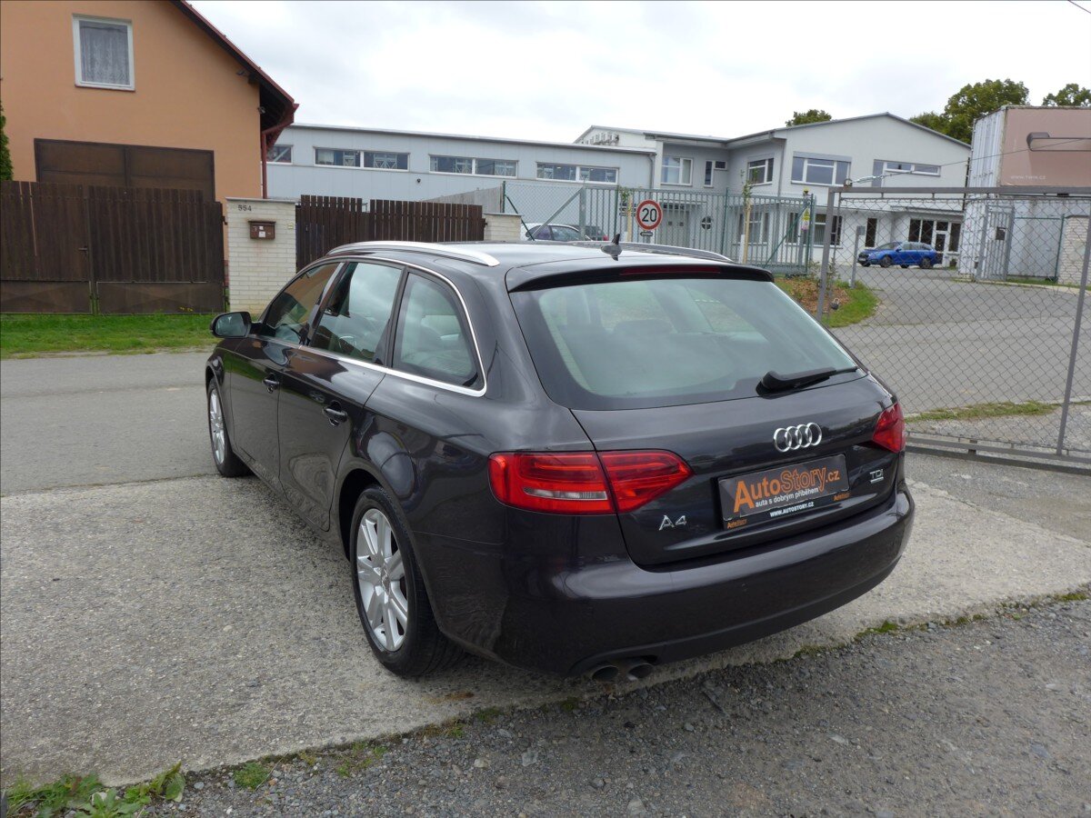 Audi A4 Kombi 2,0 l 105 kw