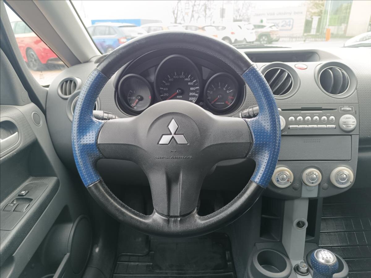 Mitsubishi Colt Hatchback 1,3 l 70 kw