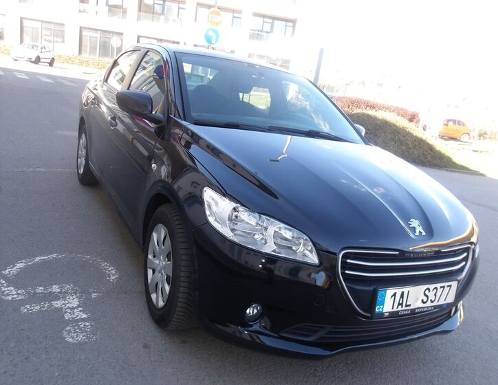 Peugeot 301 Sedan / Limuzína 1,2 l 53 kw