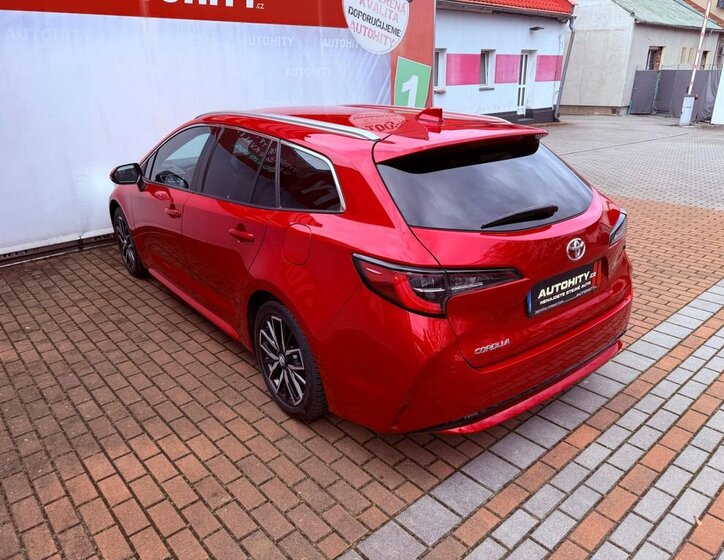 Toyota Corolla Kombi 1,2 l 85 kw