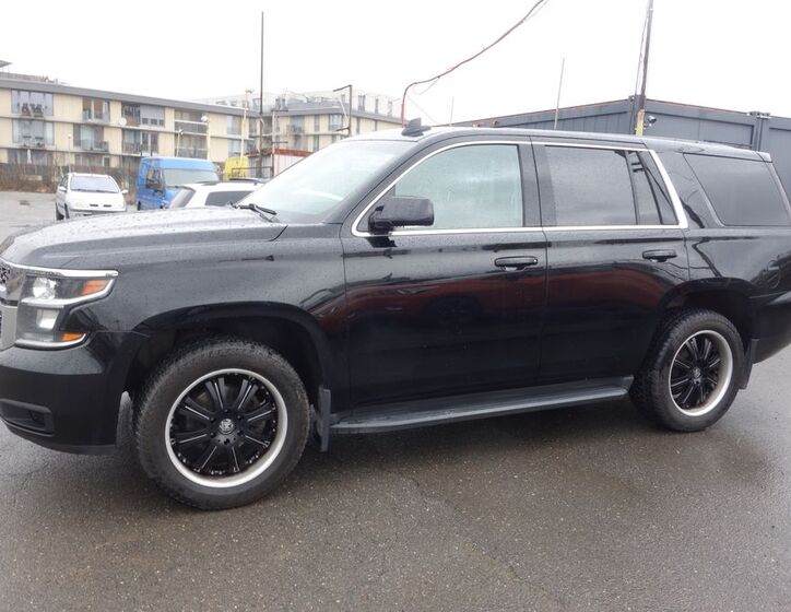 Chevrolet Tahoe 7