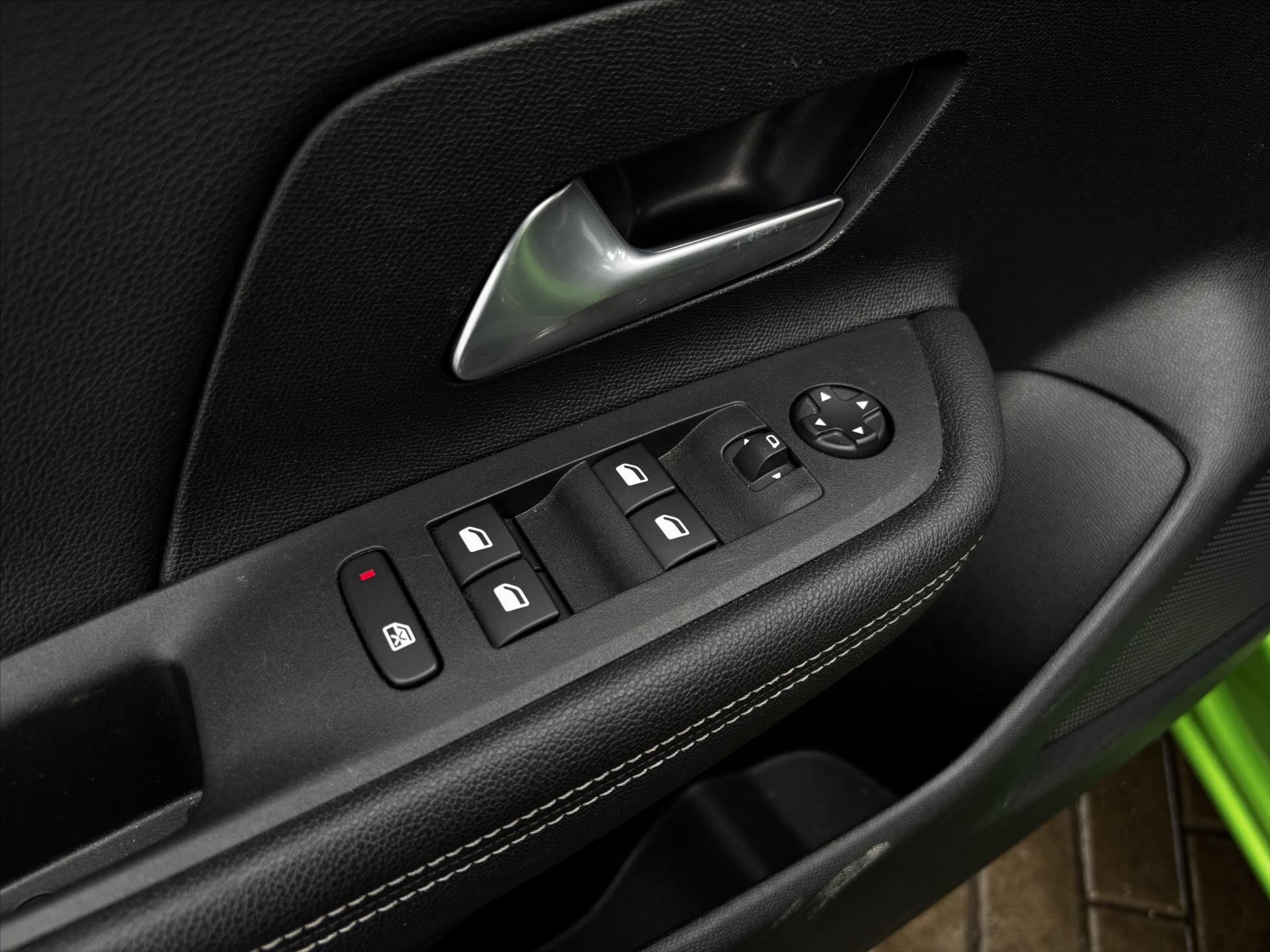 Opel Mokka SUV 1,2 l 96 kw