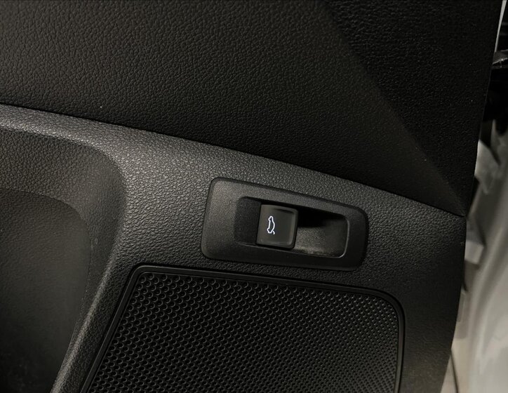 Škoda Karoq SUV / Terénní 2,0 l 85 kw