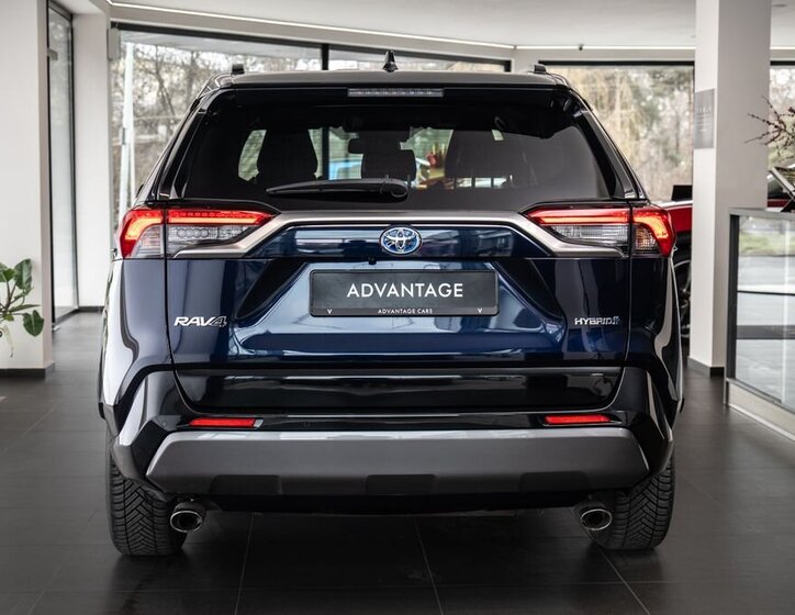 Toyota RAV4 SUV 2,5 l 131 kw