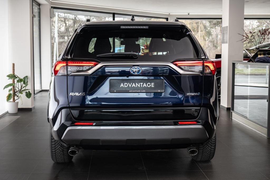 Toyota RAV4 SUV 2,5 l 131 kw