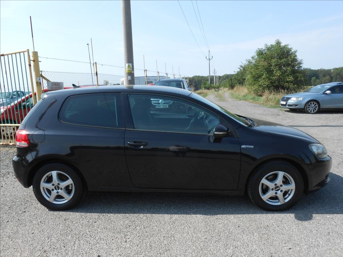 Volkswagen Golf Hatchback 1,6 l 77 kw