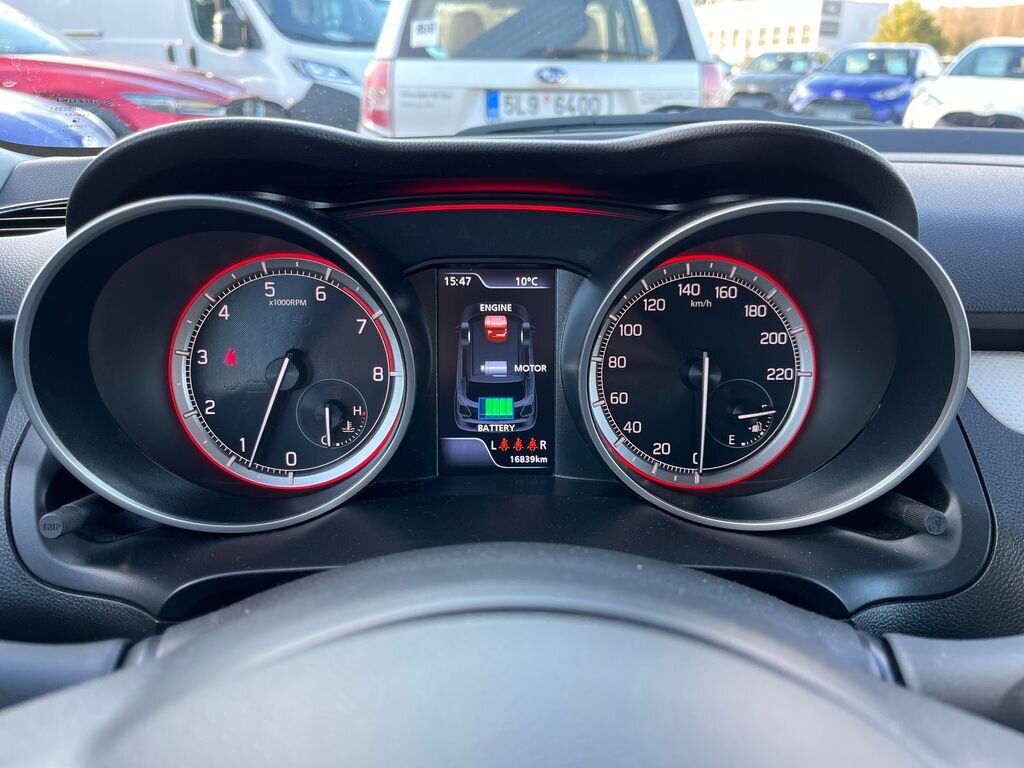 Suzuki Swift Hatchback 1,2 l 61 kw