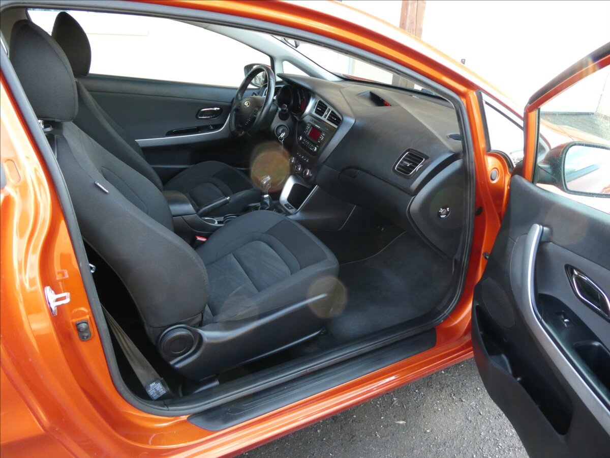 KIA Ceed Hatchback 1,6 l 996 kw