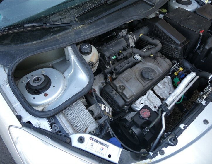 Peugeot 206 Hatchback 1,1 l 44 kw