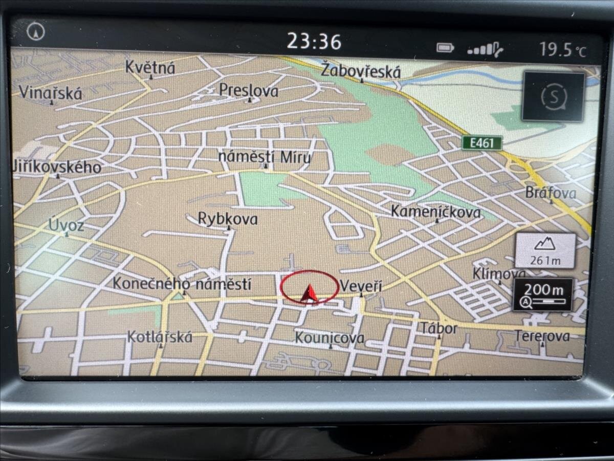 Volkswagen Passat Kombi 2,0 l 110 kw