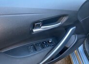 Toyota Corolla Sedan / Limuzína 1,5 l 92 kw