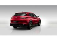 Alfa Romeo Stelvio 4