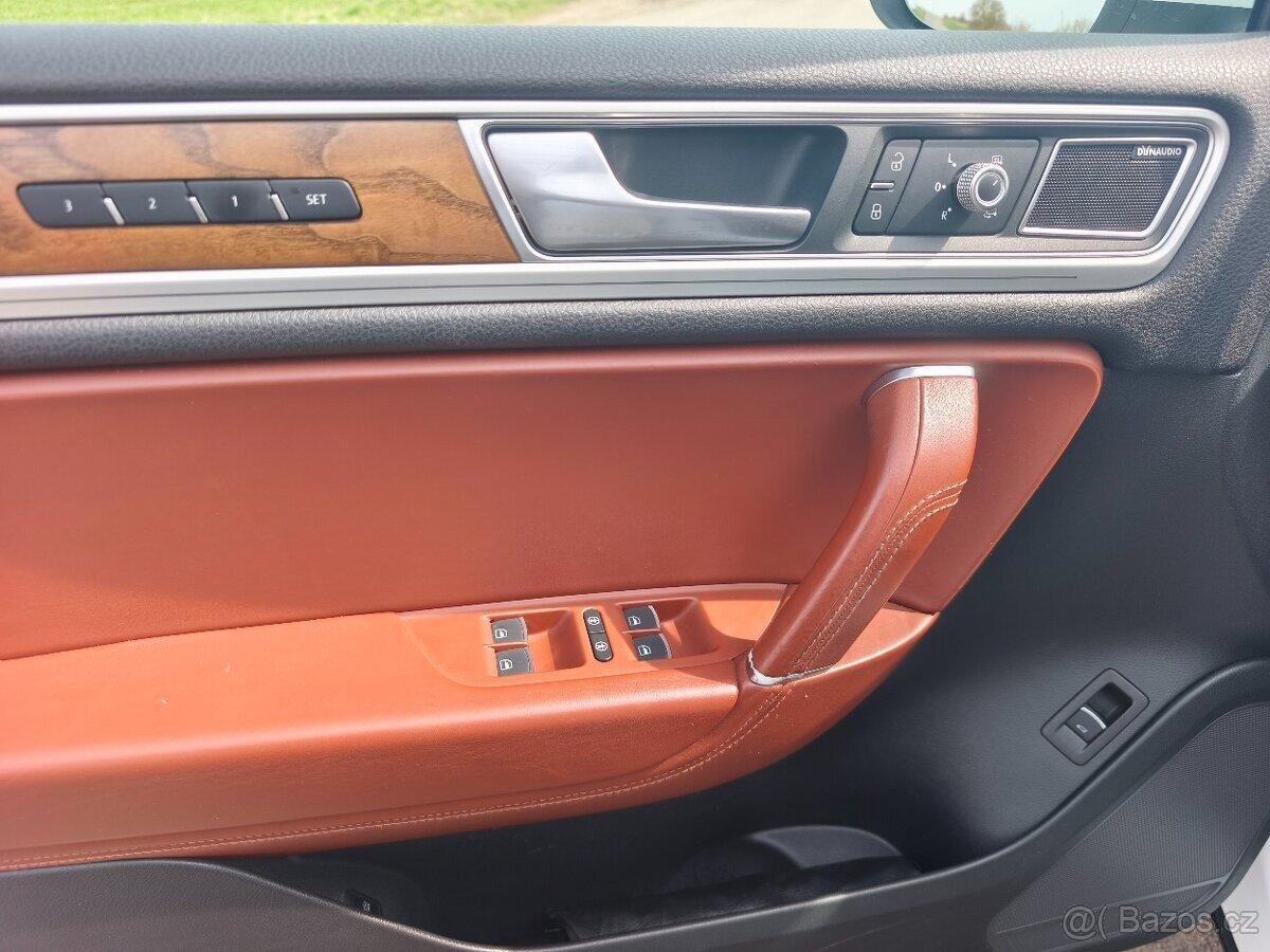 Volkswagen Touareg SUV / Terénní 0,0 196 kw