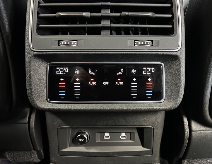 Audi SQ8 SUV / Terénní 4,0 l 373 kw