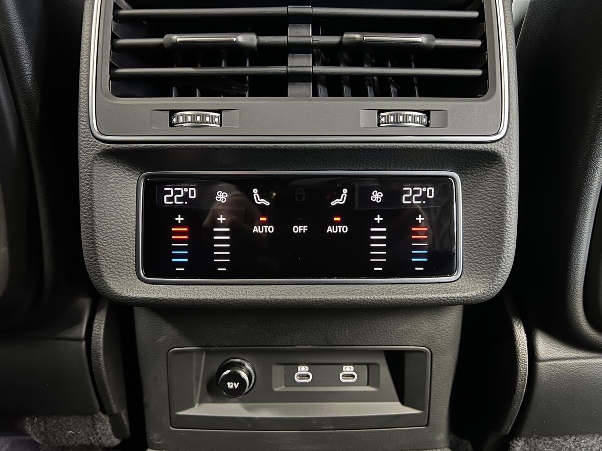 Audi SQ8 SUV / Terénní 4,0 l 373 kw