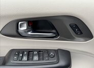 Chrysler Pacifica 27