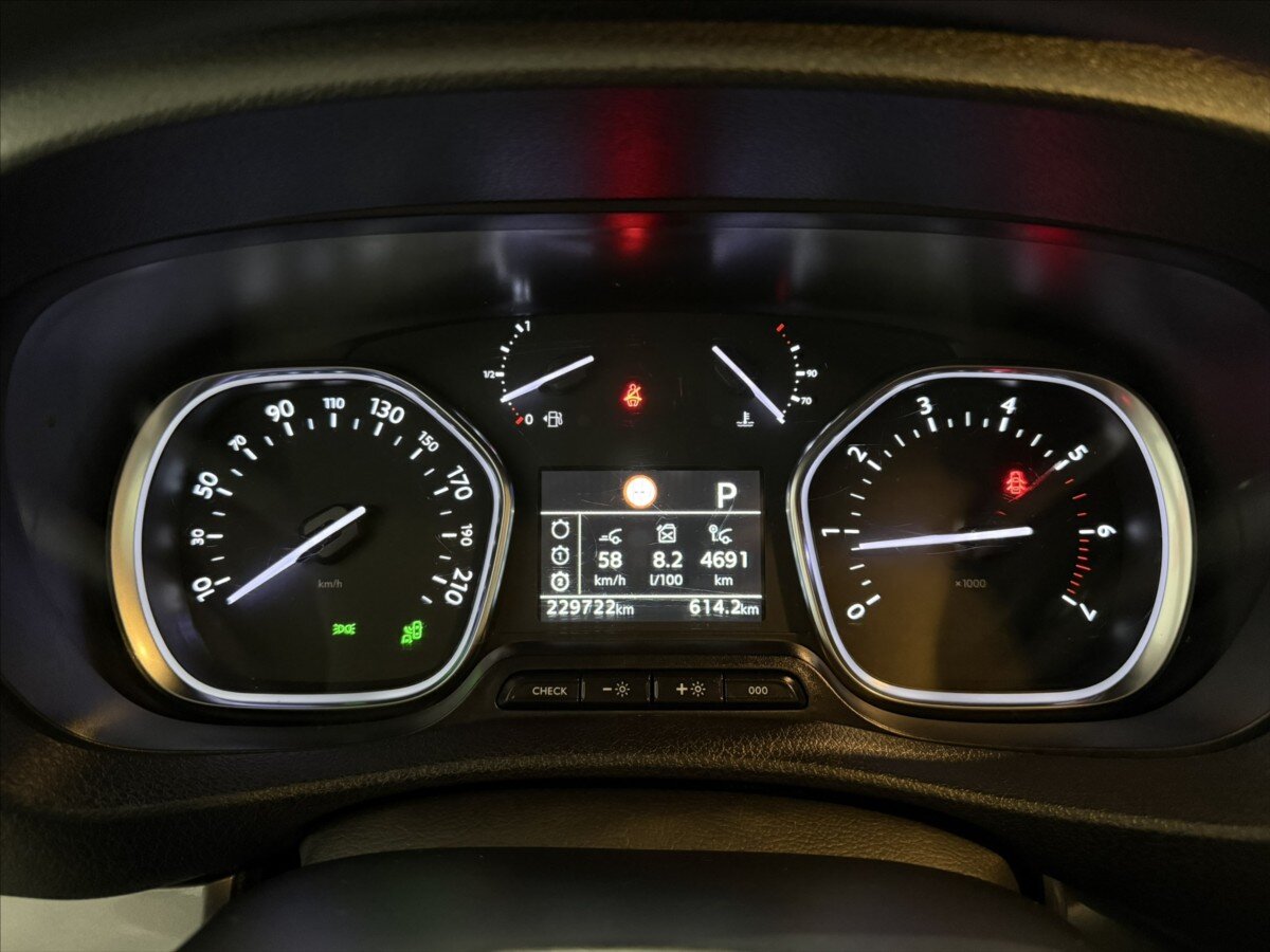 Citroën SpaceTourer Kombi 2,0 l 130 kw