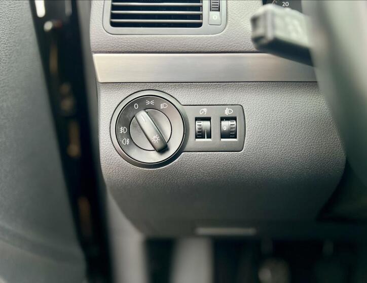 Volkswagen Touran 38