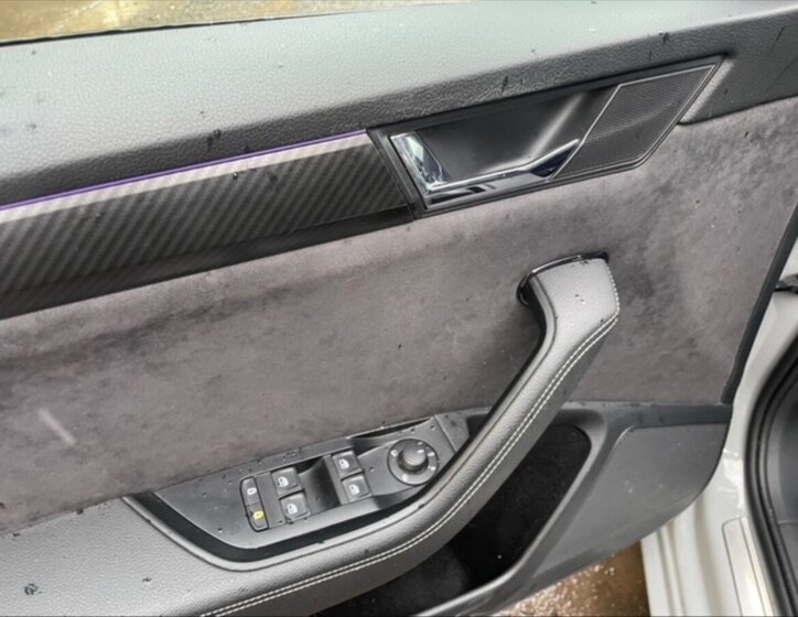 Škoda Superb Liftback 2,0 l 110 kw