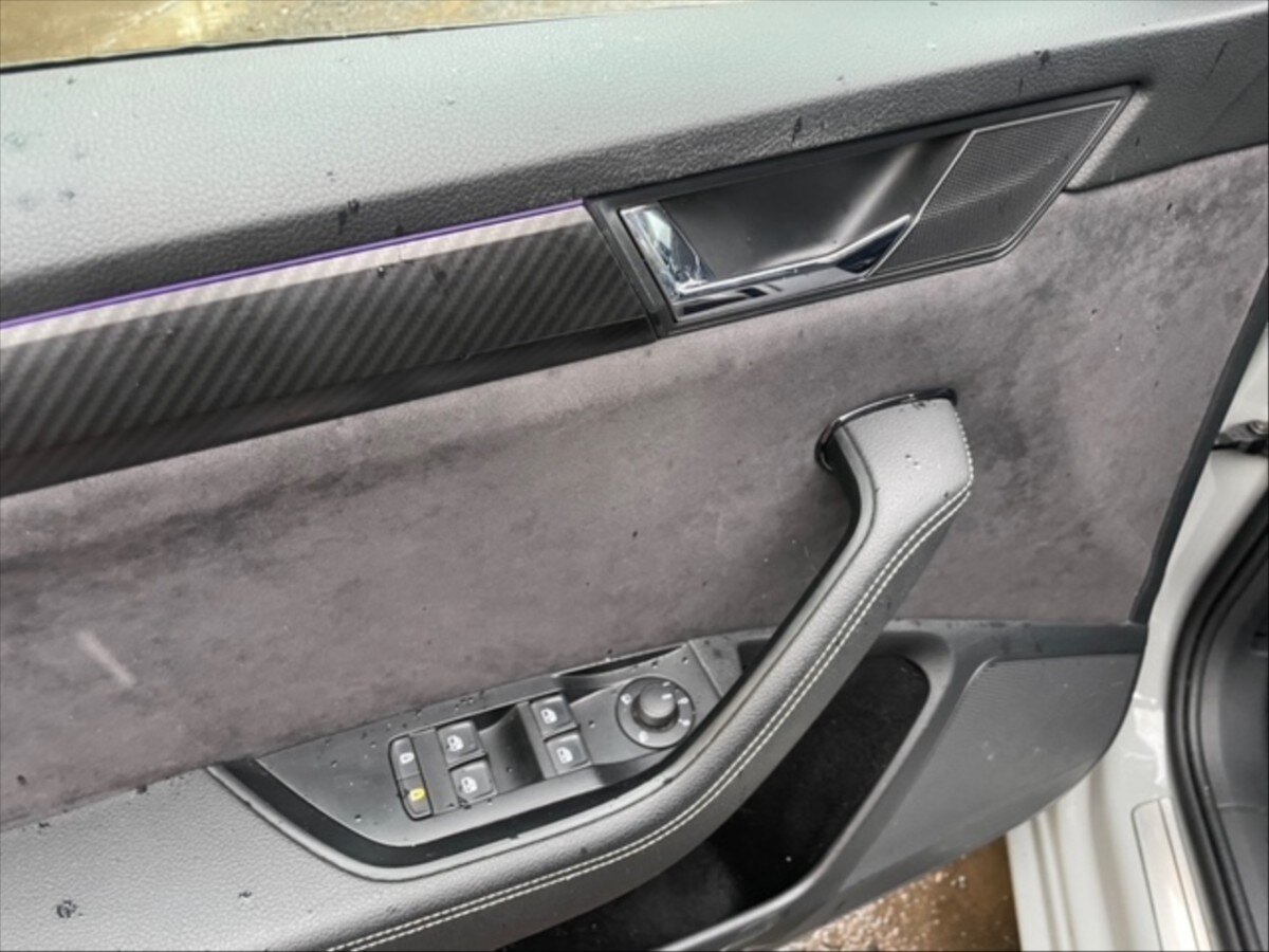 Škoda Superb Liftback 2,0 l 110 kw