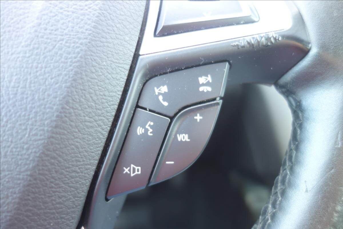 Ford Mondeo Liftback 2,0 l 110 kw