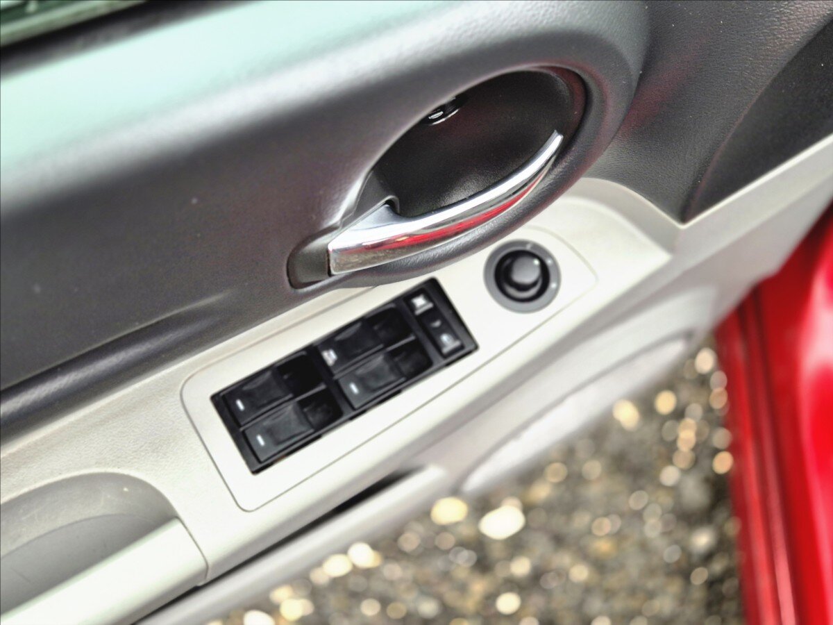 Dodge Magnum Kombi 2,7 l 142 kw