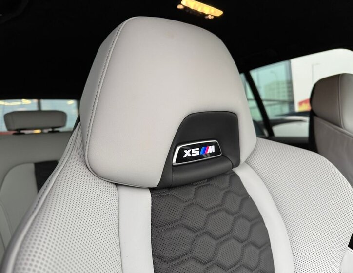 BMW X5 SUV / Terénní 4,4 l 460 kw