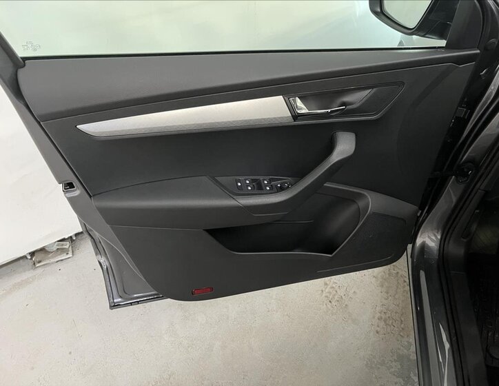 Škoda Karoq SUV / Terénní 1,5 l 110 kw