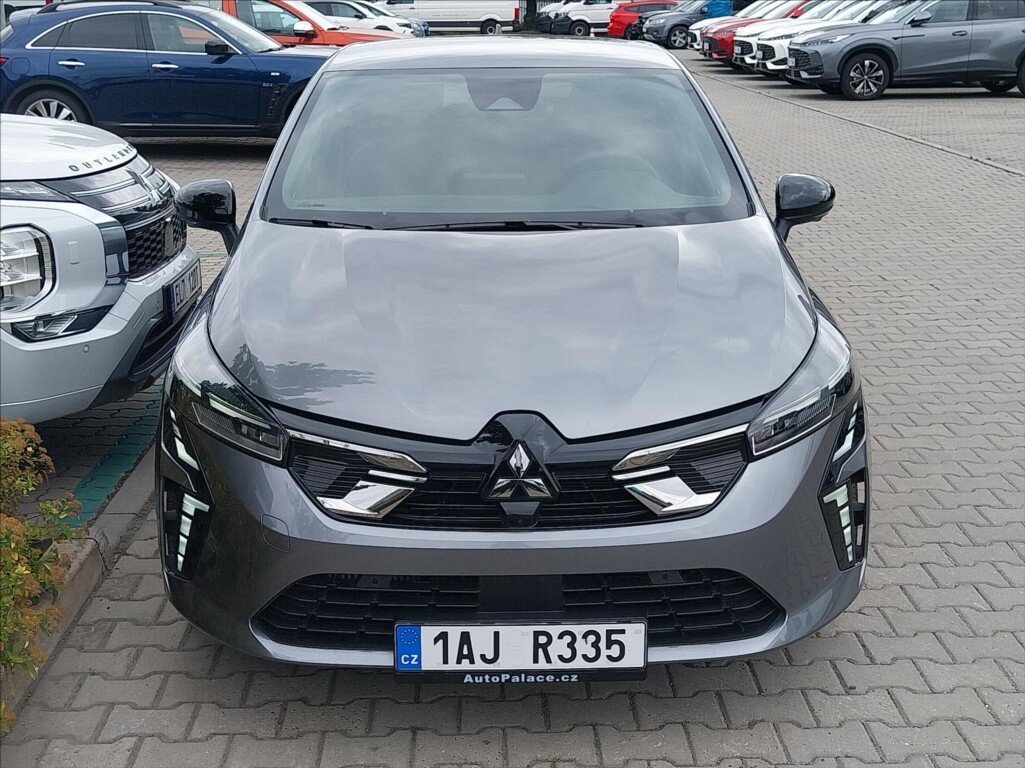 Mitsubishi Colt Hatchback 999,0 67 kw