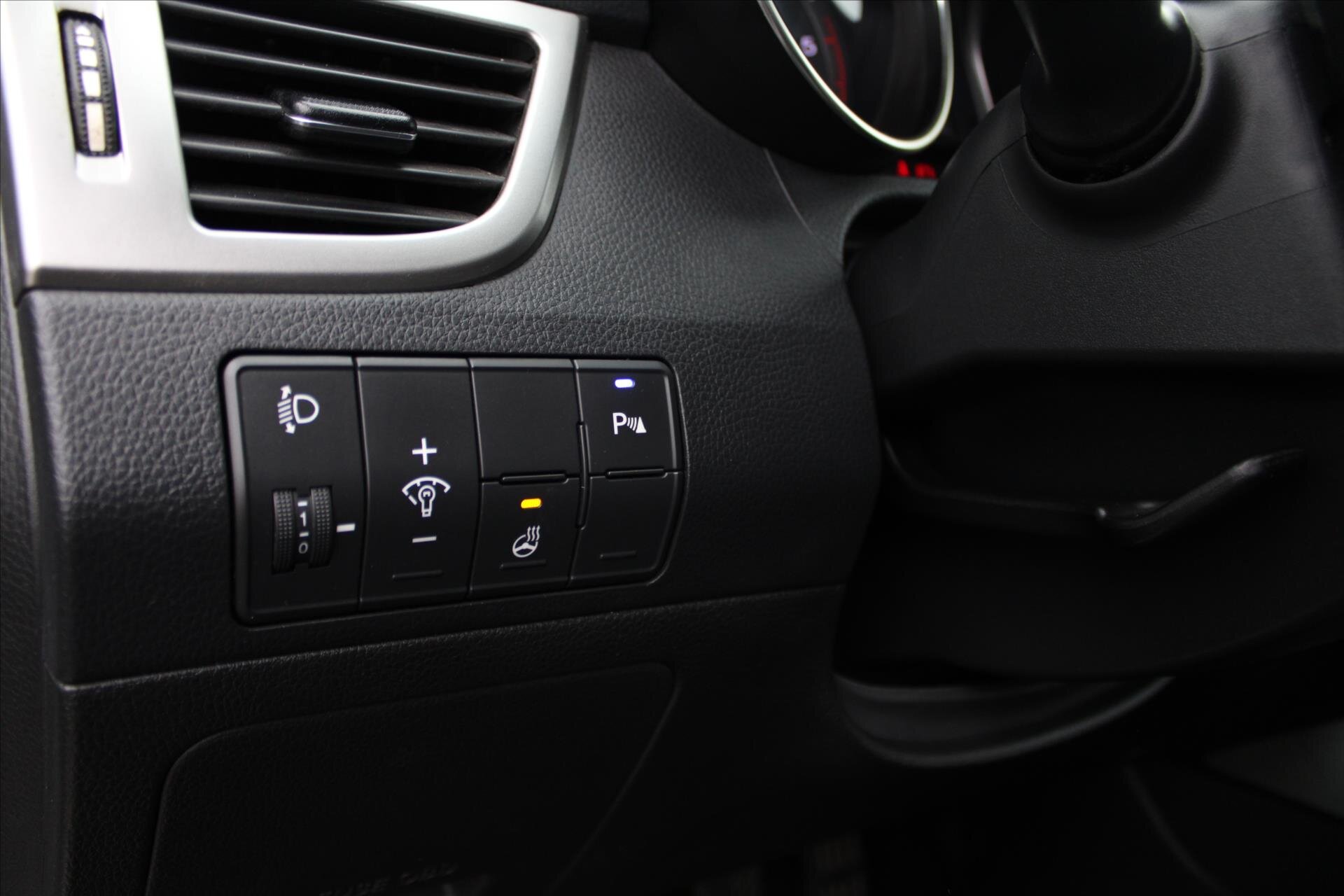 Hyundai i30 Kombi 1,6 l 81 kw