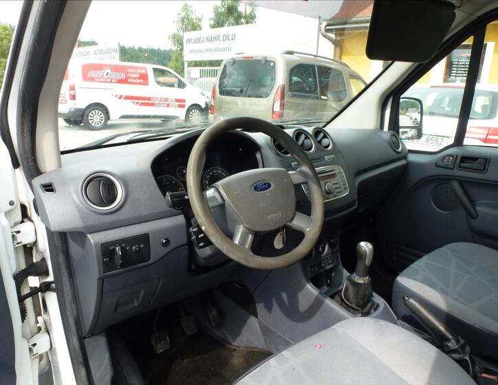 Ford Transit Connect 17