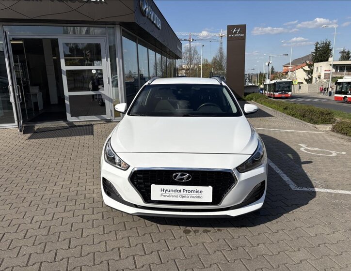 Hyundai i30 Kombi 1,4 l 103 kw