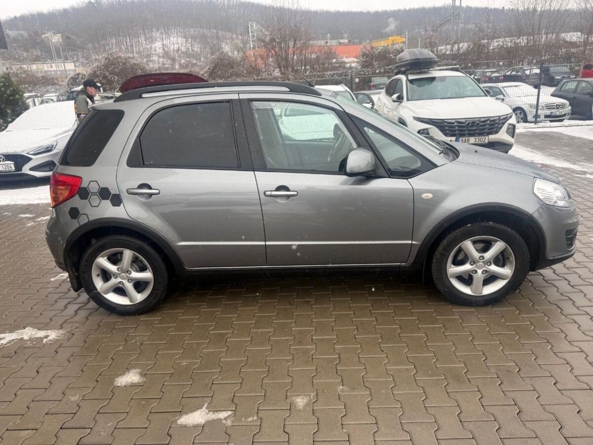 Suzuki SX4 SUV 1,6 l 88 kw