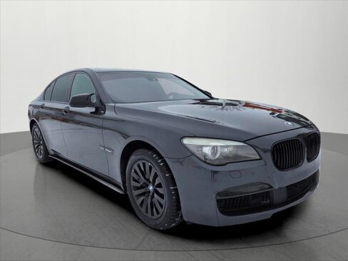 BMW Řada 7 Sedan 4,4 l 300 kw