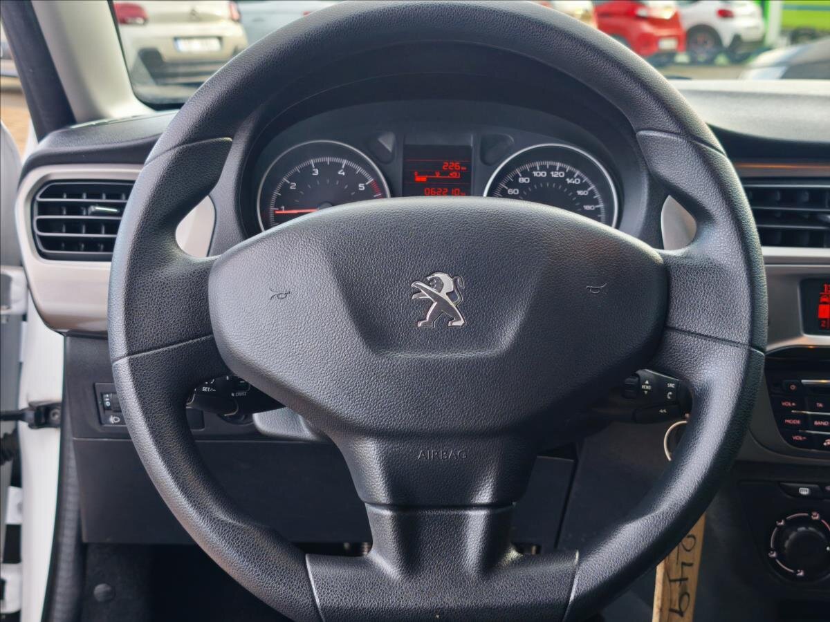 Peugeot 301 Sedan / Limuzína 1,2 l 60 kw