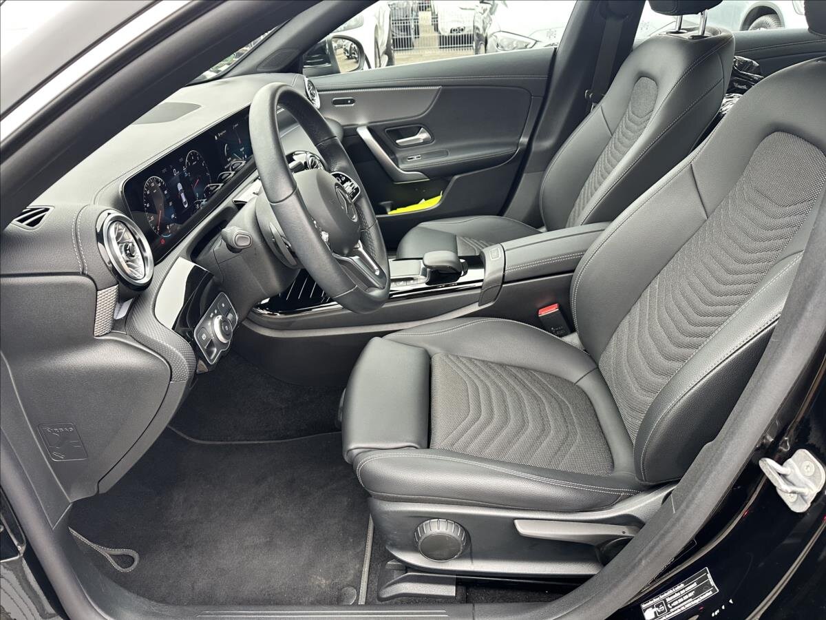 Mercedes-Benz CLA Kupé 1,3 l 120 kw