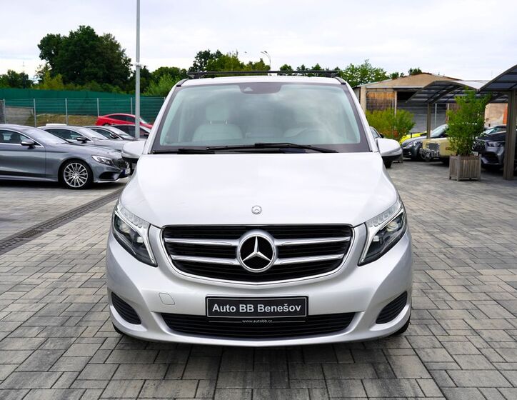 Mercedes-Benz Třídy V 1